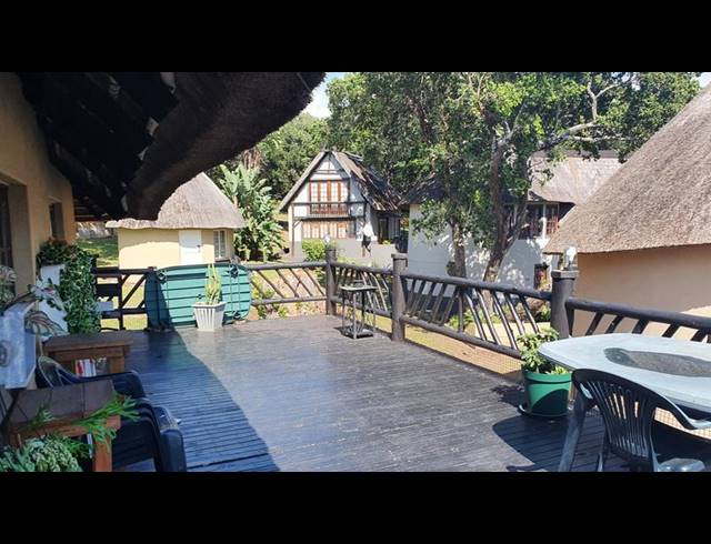 2 BEDROOM TOWNHOUSE FOR SALE IN WOODGRANGE